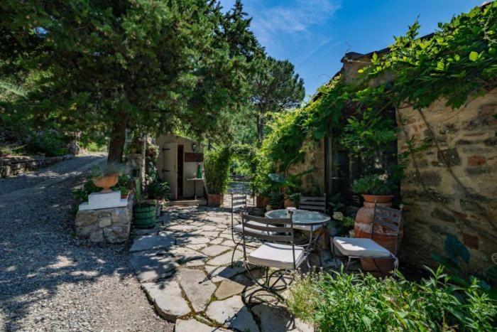Villa Ancora Tenuta Lonciano Gualdo  Exterior photo