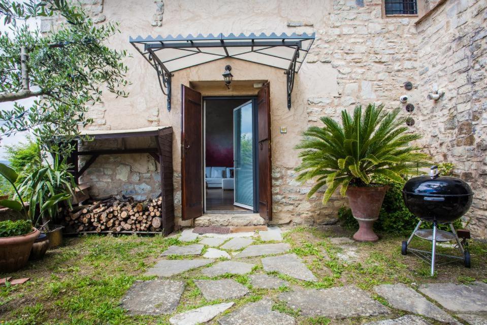 Villa Ancora Tenuta Lonciano Gualdo  Exterior photo